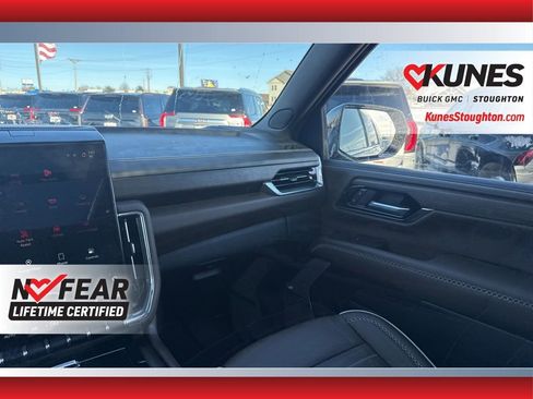 Used 2025 GMC Yukon XL Denali Ultimate image 28