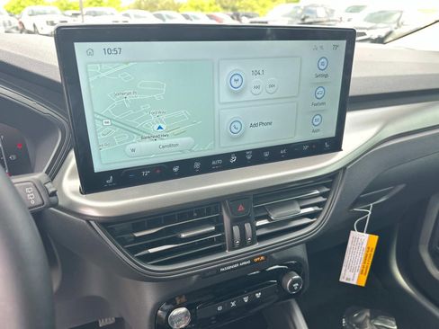 New 2025 Ford Escape SE image 60