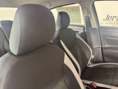Used 2025 Nissan Versa S w/ S Plus Package FWD image 30