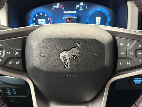 Used 2025 Ford Bronco Heritage Edition image 28