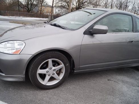 Used 2005 Acura RSX Coupe with 5-speed AT image 4