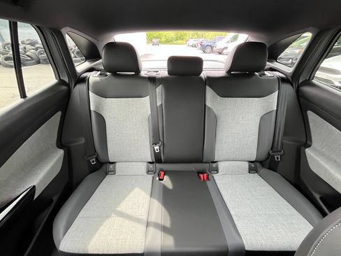 Used 2025 Volkswagen ID.4 Pro AWD/4WD image 25