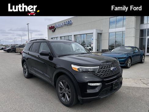 Used 2023 Ford Explorer XLT w/ Equipment Group 202A image 1