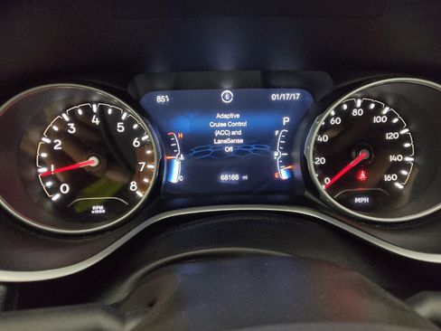 Used 2021 Jeep Compass Limited AWD/4WD image 23
