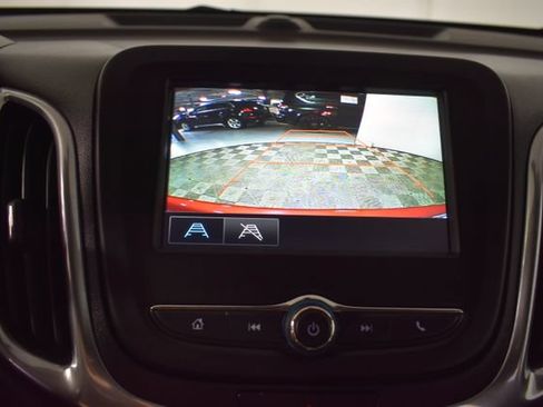 Used 2018 Chevrolet Equinox LT AWD/4WD image 22