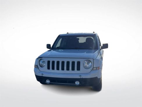 Used 2015 Jeep Patriot Sport w/ Power Value Group image 4
