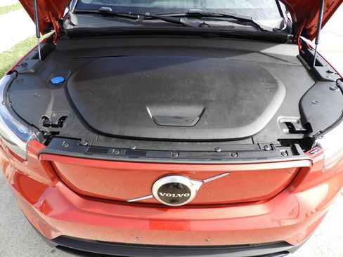Used 2021 Volvo XC40 P8 Recharge w/ Advanced Package AWD/4WD image 46