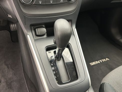 Used 2019 Nissan Sentra S FWD image 18