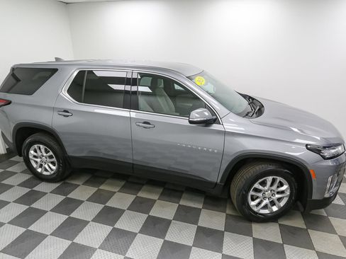 Used 2023 Chevrolet Traverse LS w/ Safety Package AWD/4WD image 5