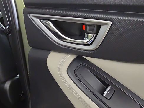 Used 2020 Subaru Forester Limited image 14