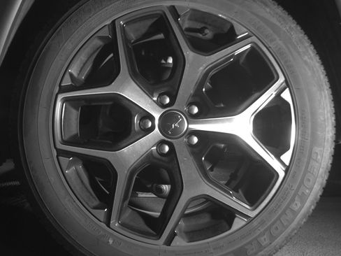 Used 2025 Jeep Compass Limited image 14