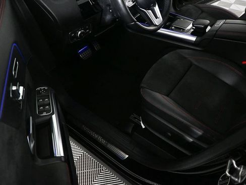 Certified 2023 Mercedes-Benz GLA 250 4MATIC image 8