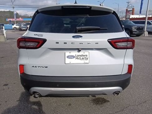 New 2026 Ford Escape Active w/ Tech Pack #1 FWD image 4