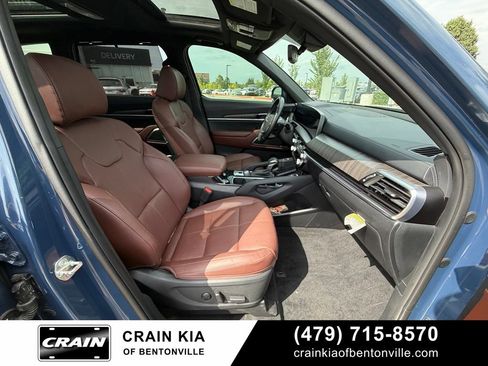 Certified 2025 Kia Telluride SX FWD image 34