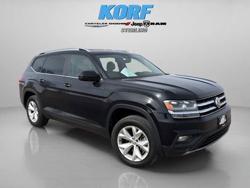 Used 2018 Volkswagen Atlas SE image 2