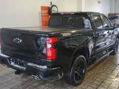 Used 2022 Chevrolet Silverado 1500 LT Trail Boss w/ Convenience Package II image 16