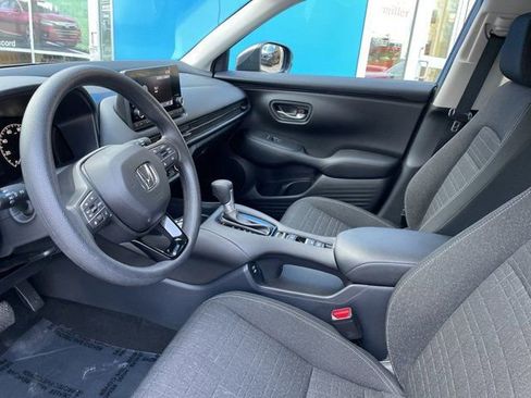 Used 2024 Honda HR-V LX image 6