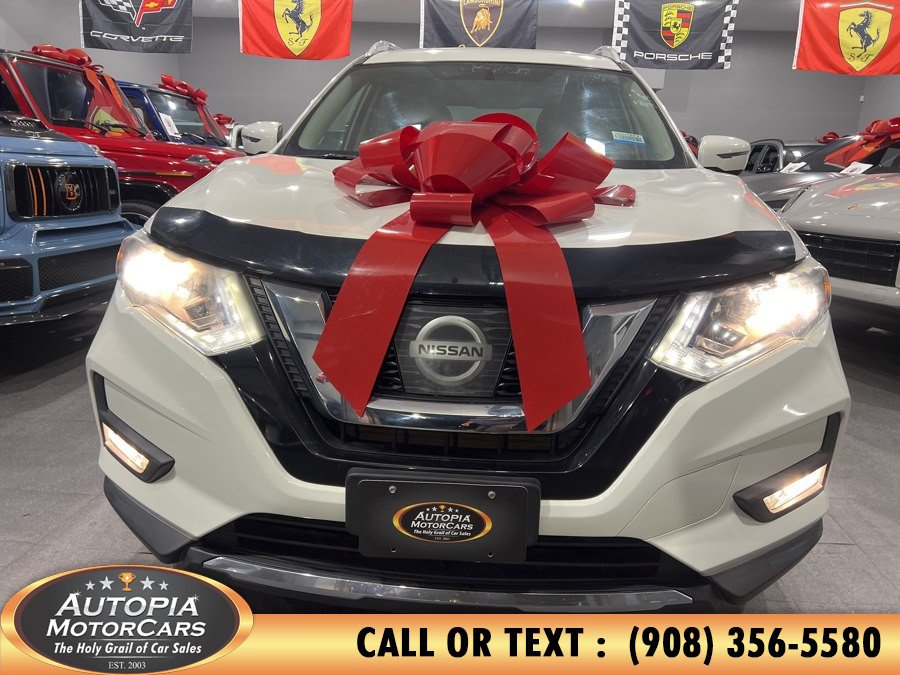 Used 2017 Nissan Rogue SV AWD/4WD image 30