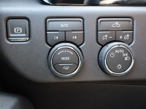 New 2026 Chevrolet Silverado 1500 LT AWD/4WD image 13