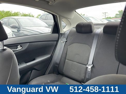 Used 2021 Kia Forte LXS FWD image 14