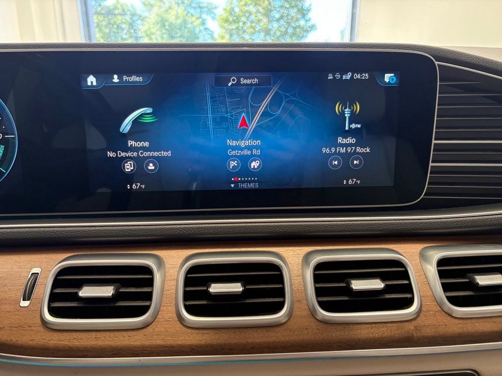Used 2021 Mercedes-Benz GLE 350 4MATIC image 30