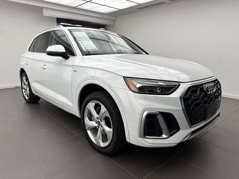 Certified 2023 Audi Q5 2.0T Premium Plus w/ Premium Plus Package AWD/4WD image 5