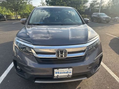 Used 2021 Honda Pilot EX image 2