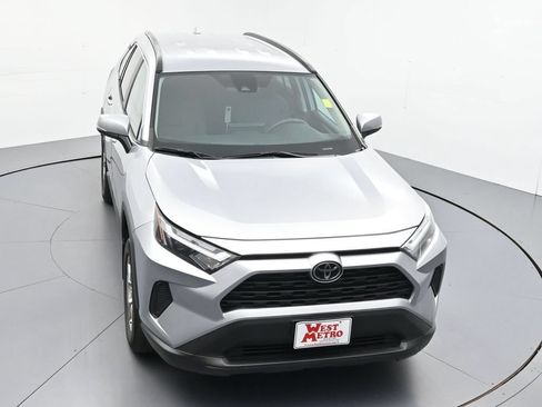 Used 2023 Toyota RAV4 XLE AWD/4WD image 6