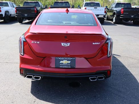 Used 2026 Cadillac CT4 V RWD image 40