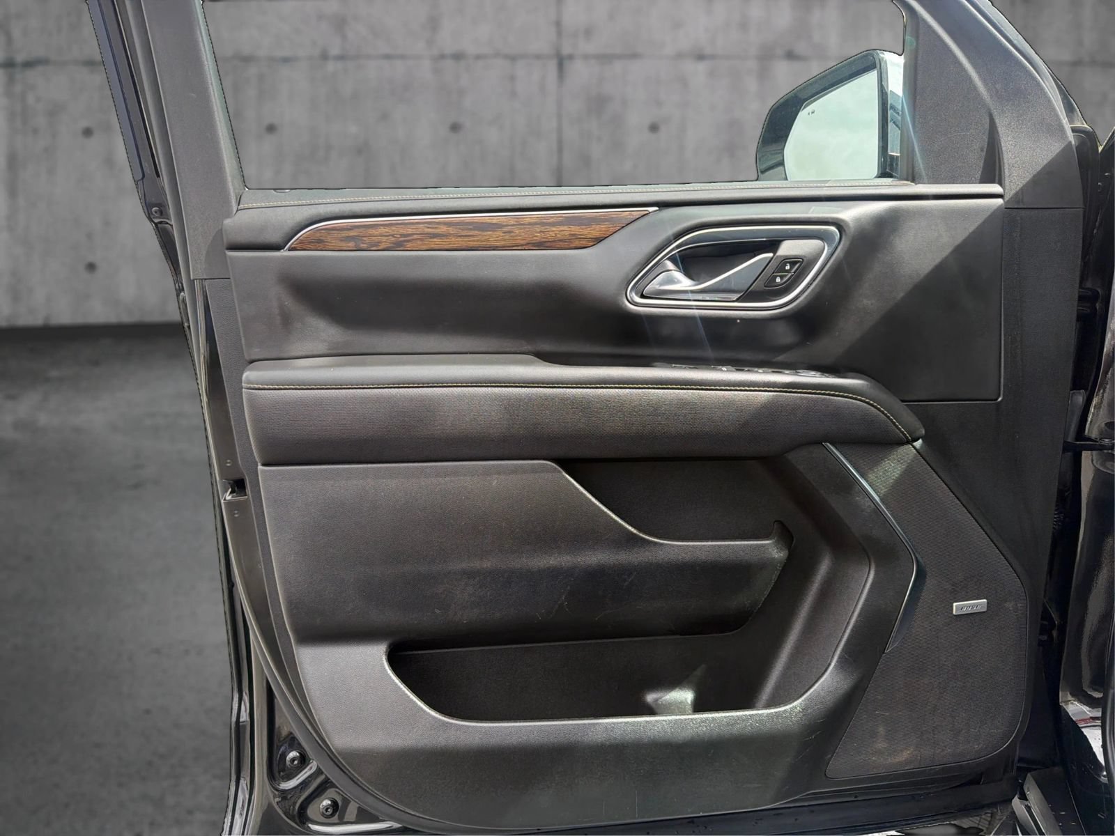 Used 2023 Chevrolet Suburban Premier AWD/4WD image 20