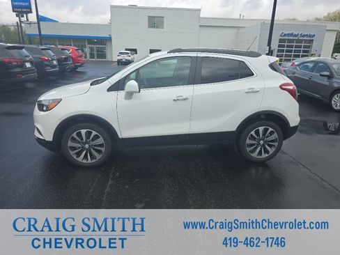 Used 2022 Buick Encore Preferred w/ Safety Package AWD/4WD image 3