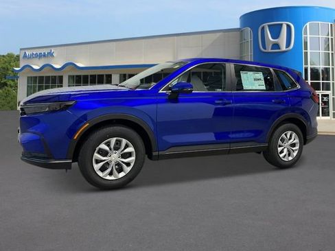 Used 2025 Honda CR-V LX image 2
