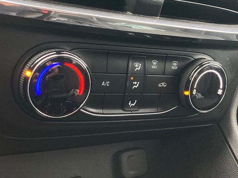 Used 2025 Buick Encore GX Preferred image 21