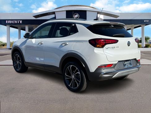 Used 2021 Buick Encore GX Essence w/ Advanced Technology Package image 6