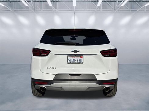 Used 2023 Chevrolet Blazer LT image 5