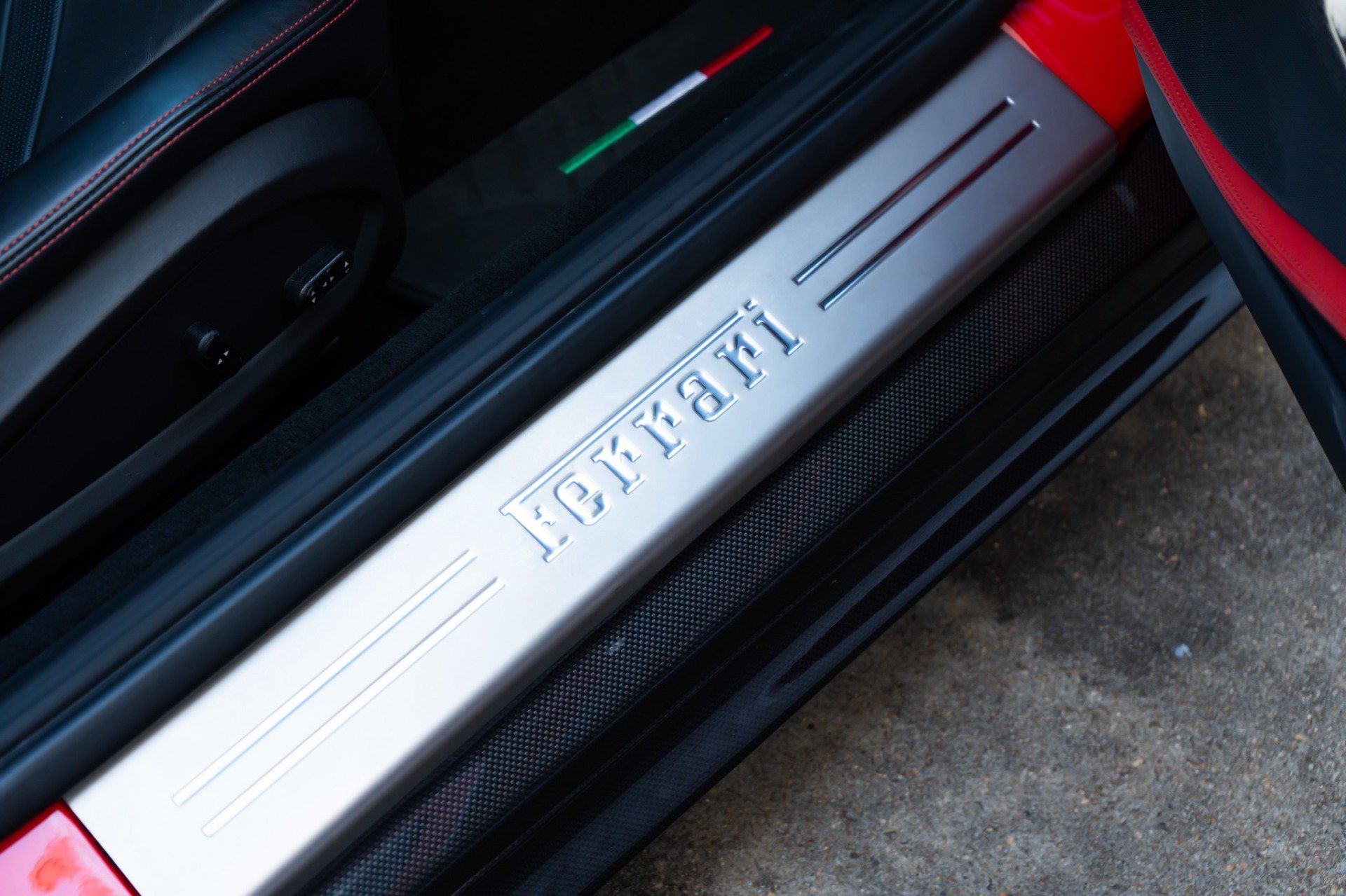 Used 2019 Ferrari 812 Superfast RWD image 48