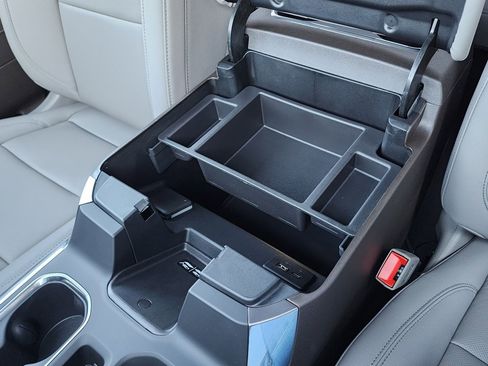 New 2026 GMC Sierra 1500 SLT w/ SLT Premium Plus Package image 33