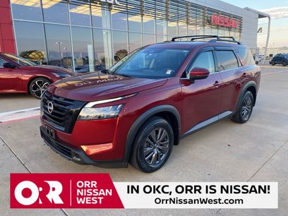 Used 2022 Nissan Pathfinder SV w/ SV Premium Package