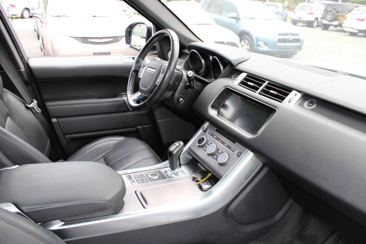 Used 2017 Land Rover Range Rover Sport HSE AWD/4WD image 12