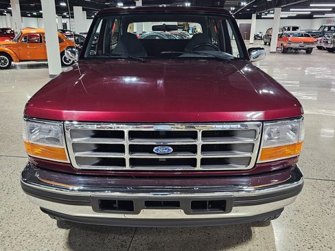 Used 1996 Ford Bronco XLT image 16