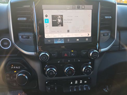 New 2026 RAM 1500 4x4 Crew Cab image 19