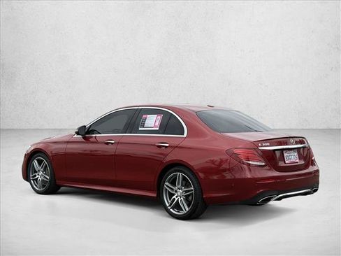 Used 2017 Mercedes-Benz E 300 image 7
