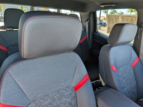 Used 2023 Chevrolet Colorado Z71 w/ Advanced Trailering Package image 3