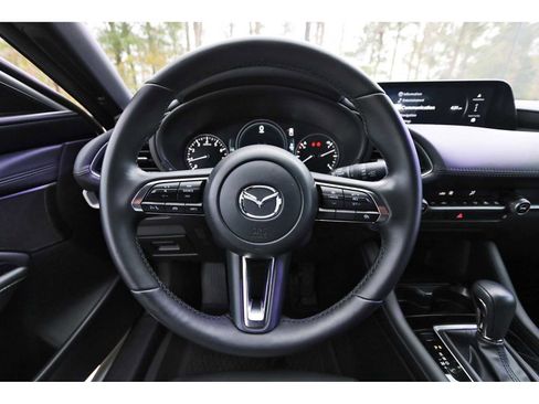 Certified 2025 MAZDA MAZDA3 s Sport image 13