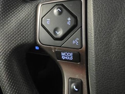 Used 2023 Toyota Tacoma SR5 w/ Technology Package AWD/4WD image 33