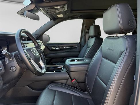 Used 2023 GMC Yukon XL Denali w/ LPO, Floor Liner Package AWD/4WD image 21