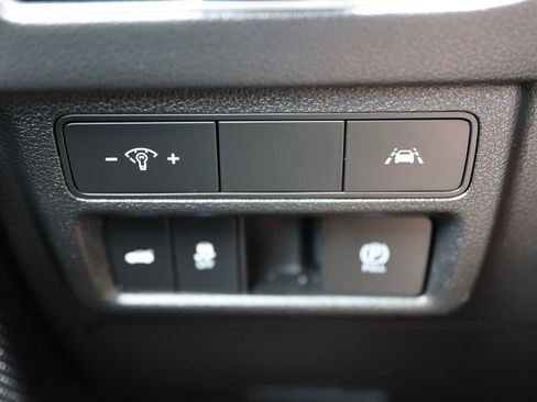 Used 2020 Hyundai Sonata Limited FWD image 31