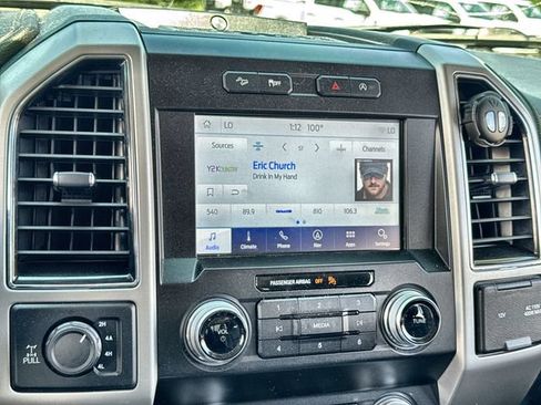 Used 2019 Ford F150 Lariat w/ Equipment Group 502A Luxury AWD/4WD image 16