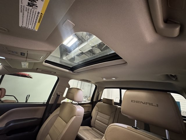 Used 2018 GMC Sierra 1500 Denali w/ Denali Ultimate Package AWD/4WD image 22
