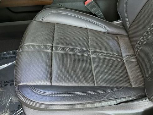 Used 2024 Chevrolet Silverado 1500 High Country w/ Technology Package image 23